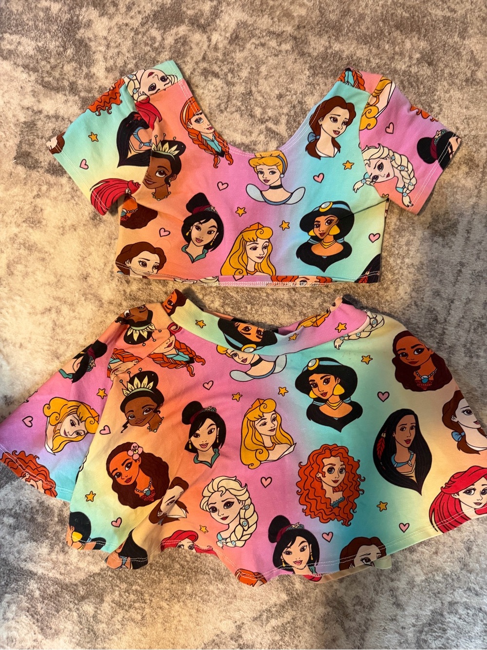 Spoiled and Flashy-brand. Girls 6/7 Disney Matching Set-Crop Top & Skirt